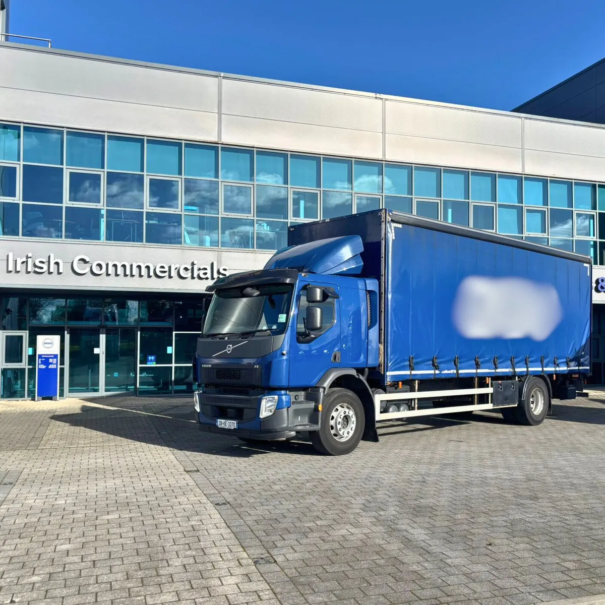 2020 Volvo FE 280 curtain sider - Image 1
