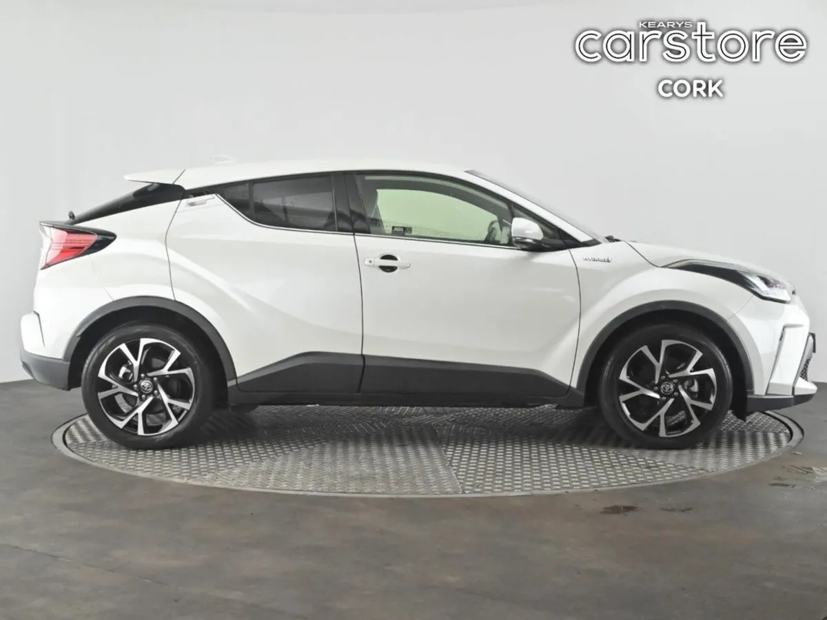 Toyota C-HR 1.8 HYBRID Auto - Image 3
