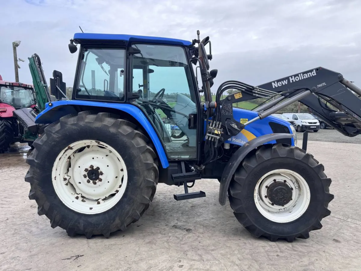 2012 New Holland T5060 - Image 4