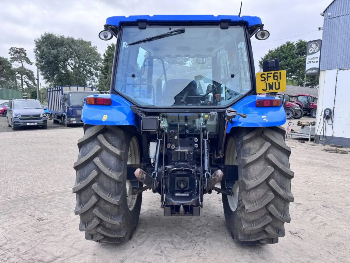 2012 New Holland T5060 - Image 2