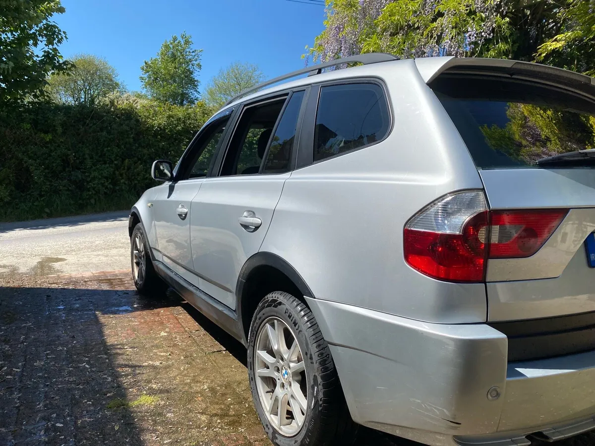 BMW X3 - Image 2