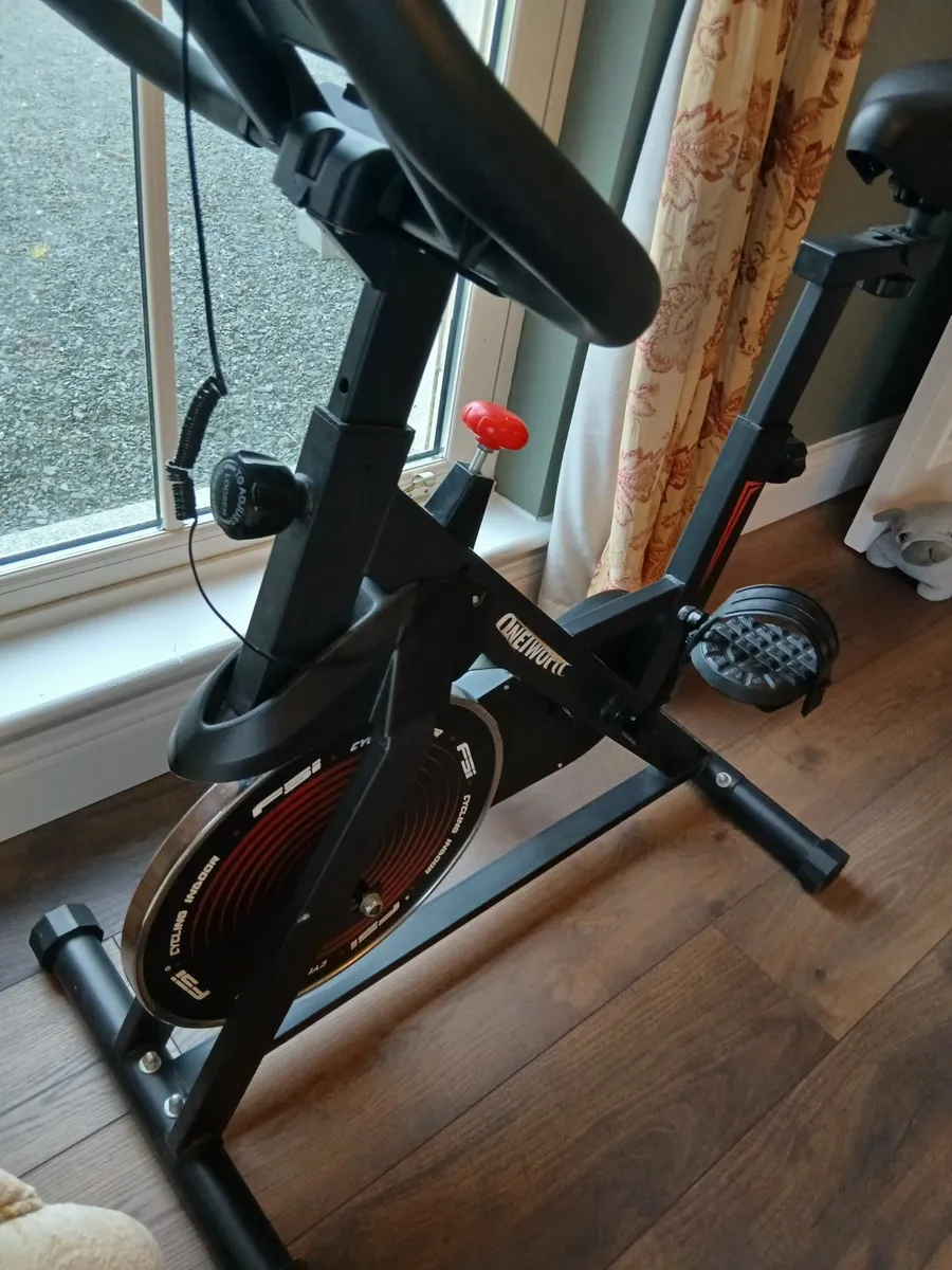 Excercise bike - Image 2