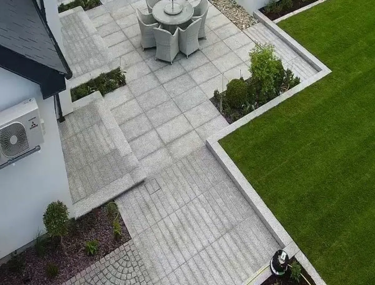 Silver/Grey Granite Paving - Image 2