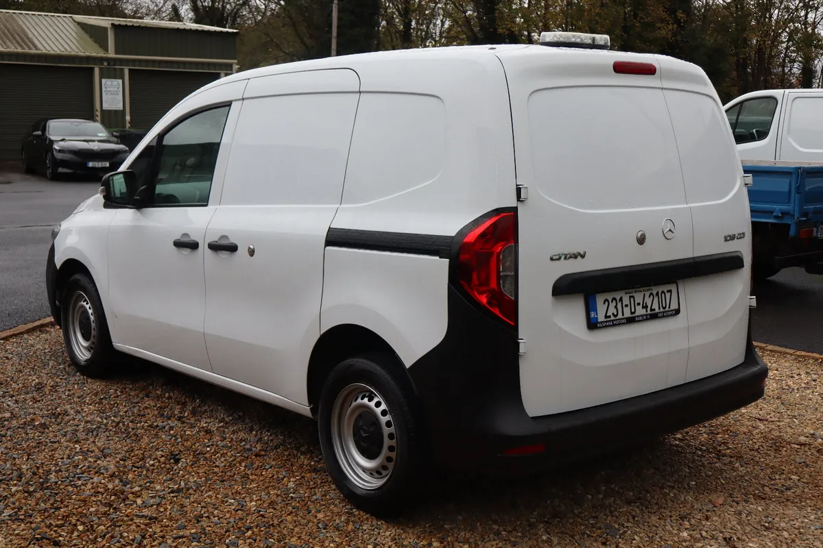 2023 MERCEDES-BENZ CITAN COMFORT LINE - Image 3