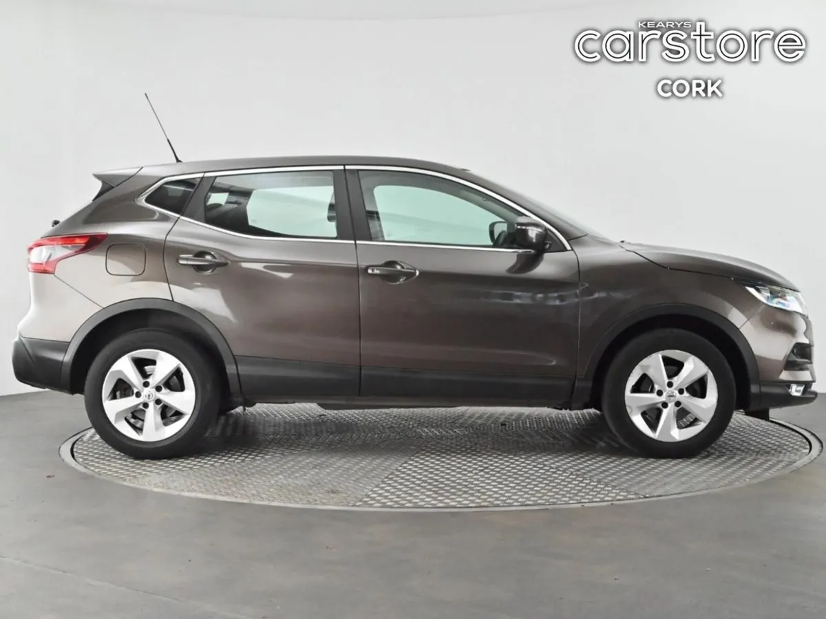 Nissan Qashqai 1.2 PET XE - Image 2