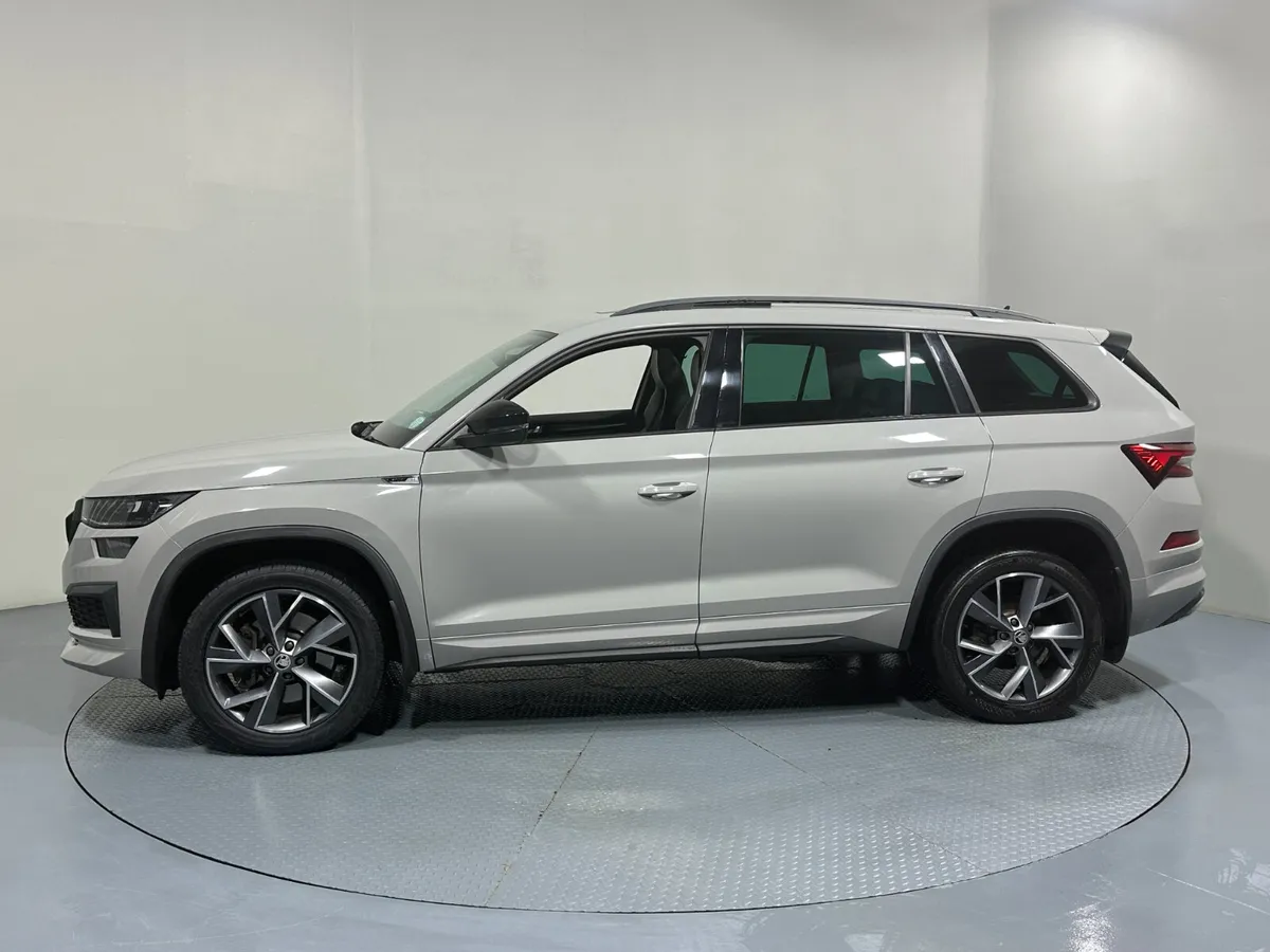 Skoda Kodiaq Sportline 2.0 TDi 7 Seater 231 - Image 3