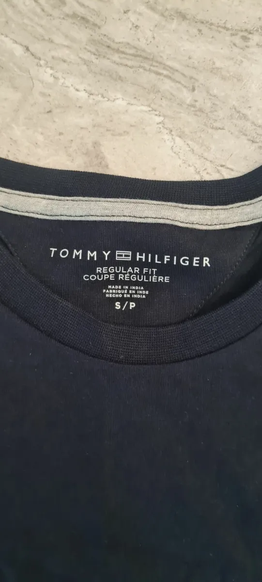 BNWT mens original Tommy Hilfiger tee shirt size s - Image 3