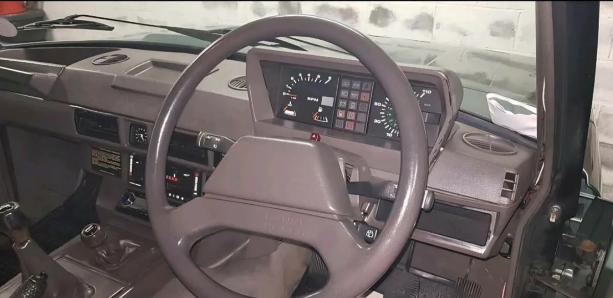 Range Rover - Image 4