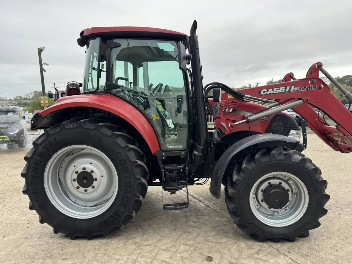 2013 Case Farmall 105U - Image 4