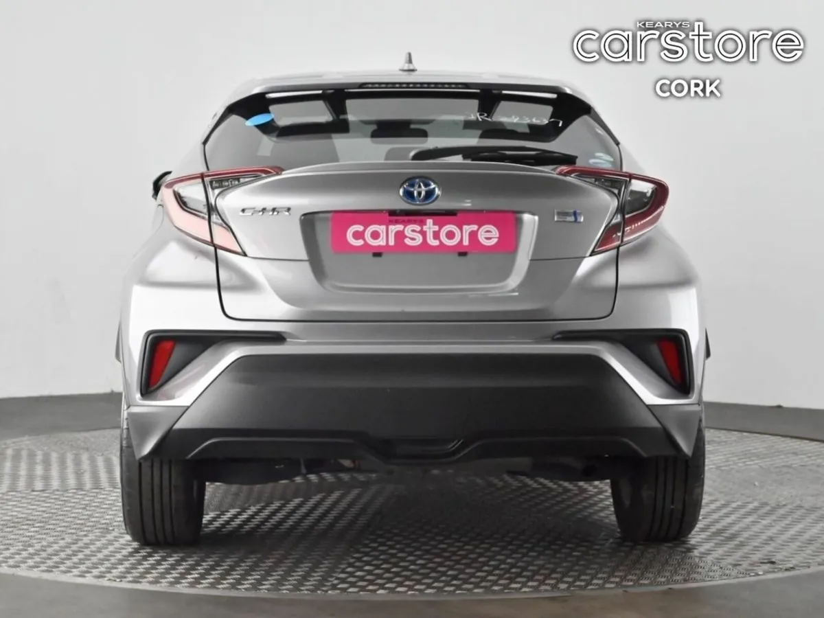 Toyota C-HR 1.8 HYBRID Auto - Image 4