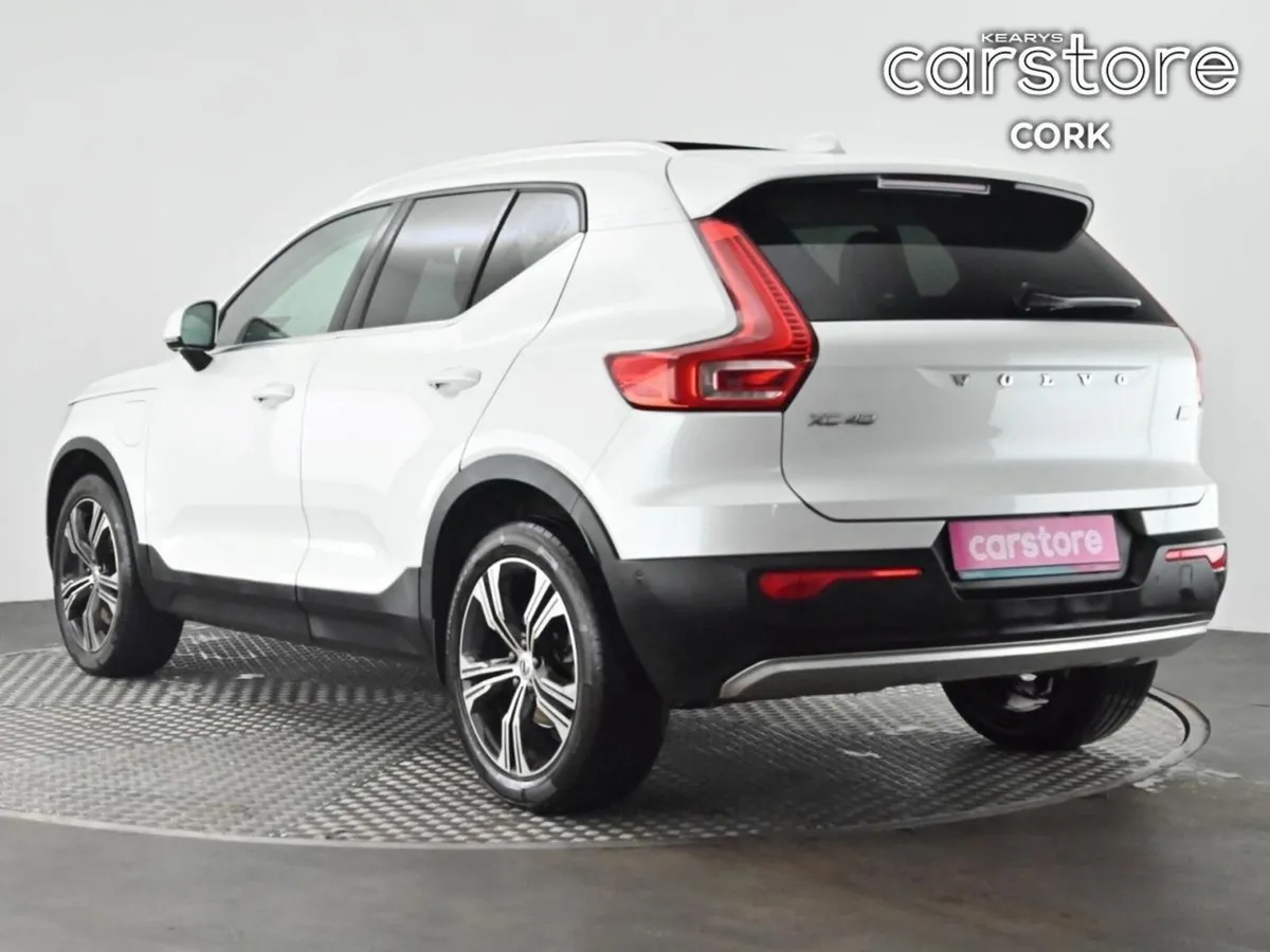 Volvo XC40 PHEV T4 (197hp) Insciption Exp FWD - Image 4