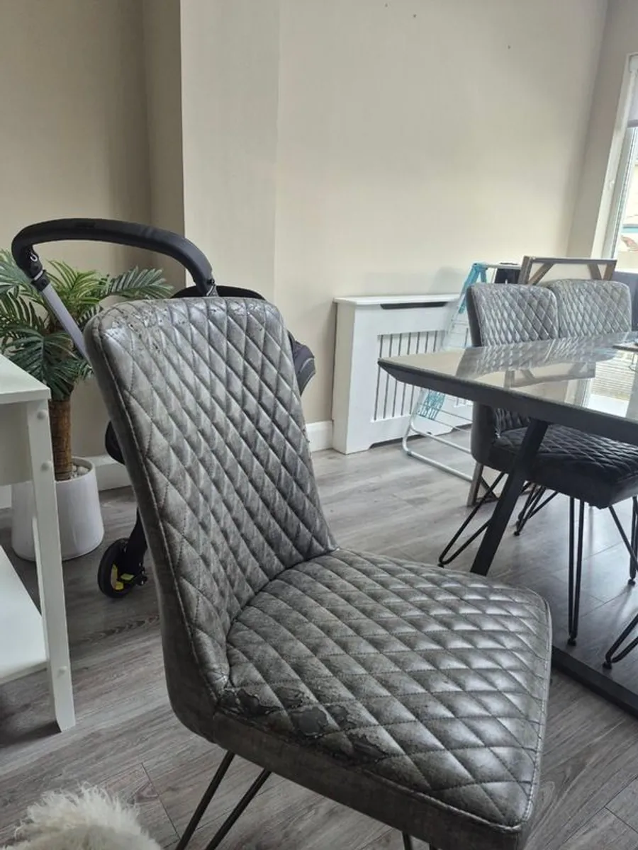 Kitchen chairs Free - Image 4