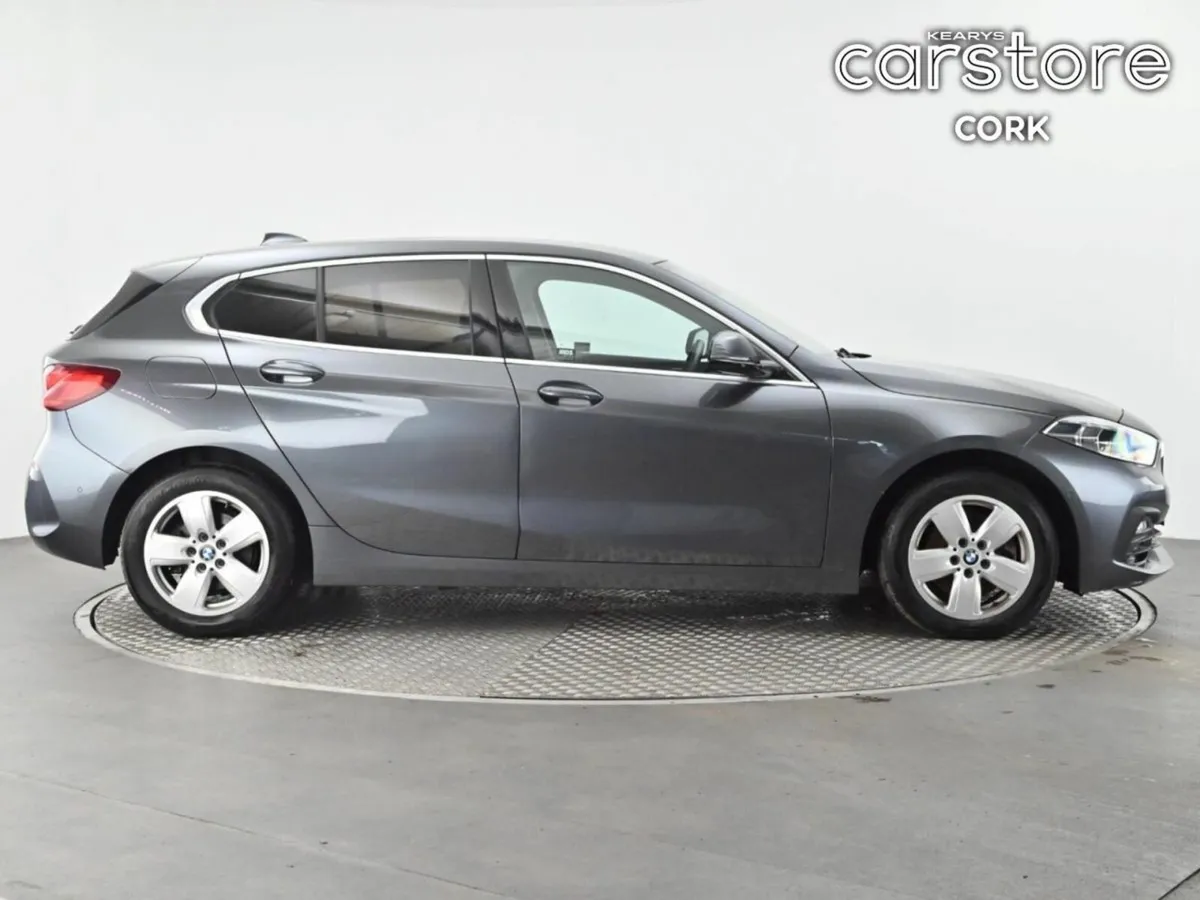 BMW 1-Series 118i Auto - Image 3
