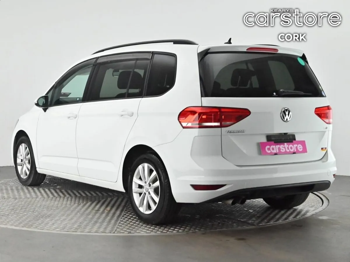 Volkswagen Touran 1.4 Auto - Image 3