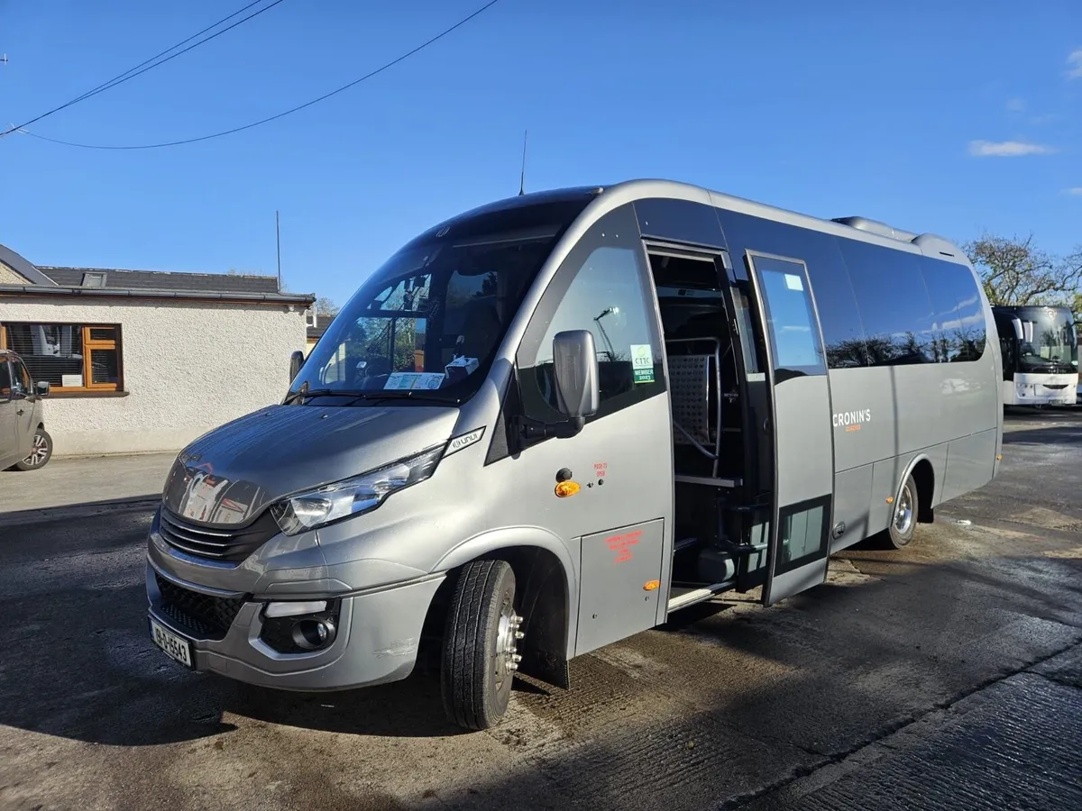 Iveco Touring midi 24 seater - Image 1