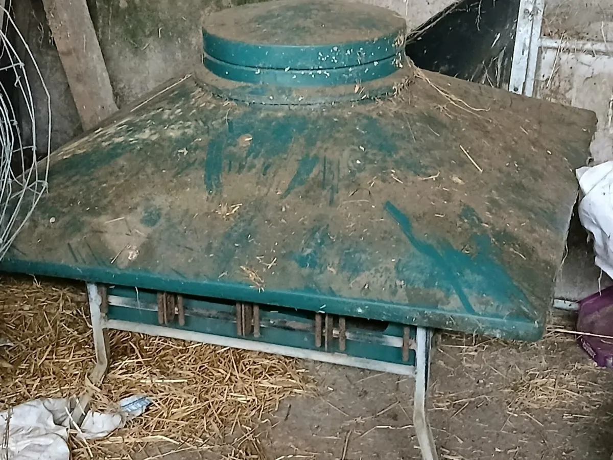 Lamb Creep Feeders x3 - Image 1