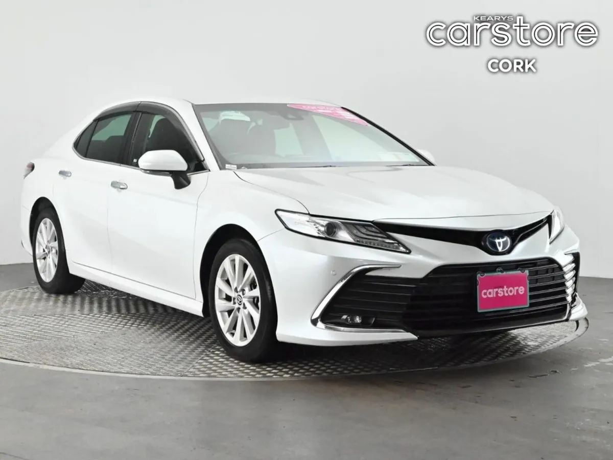 Toyota Camry 2.5 Hybrid Auto - Image 1