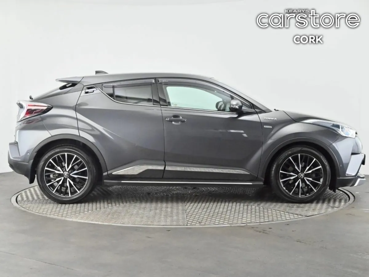 Toyota C-HR 1.8 HYBRID SOL - Image 3