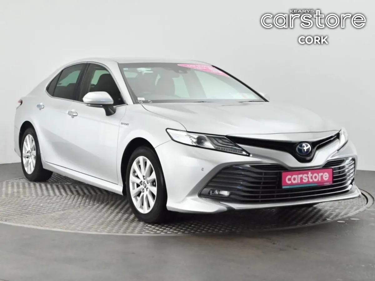 Toyota Camry 2.5 Hybrid Auto - Image 1