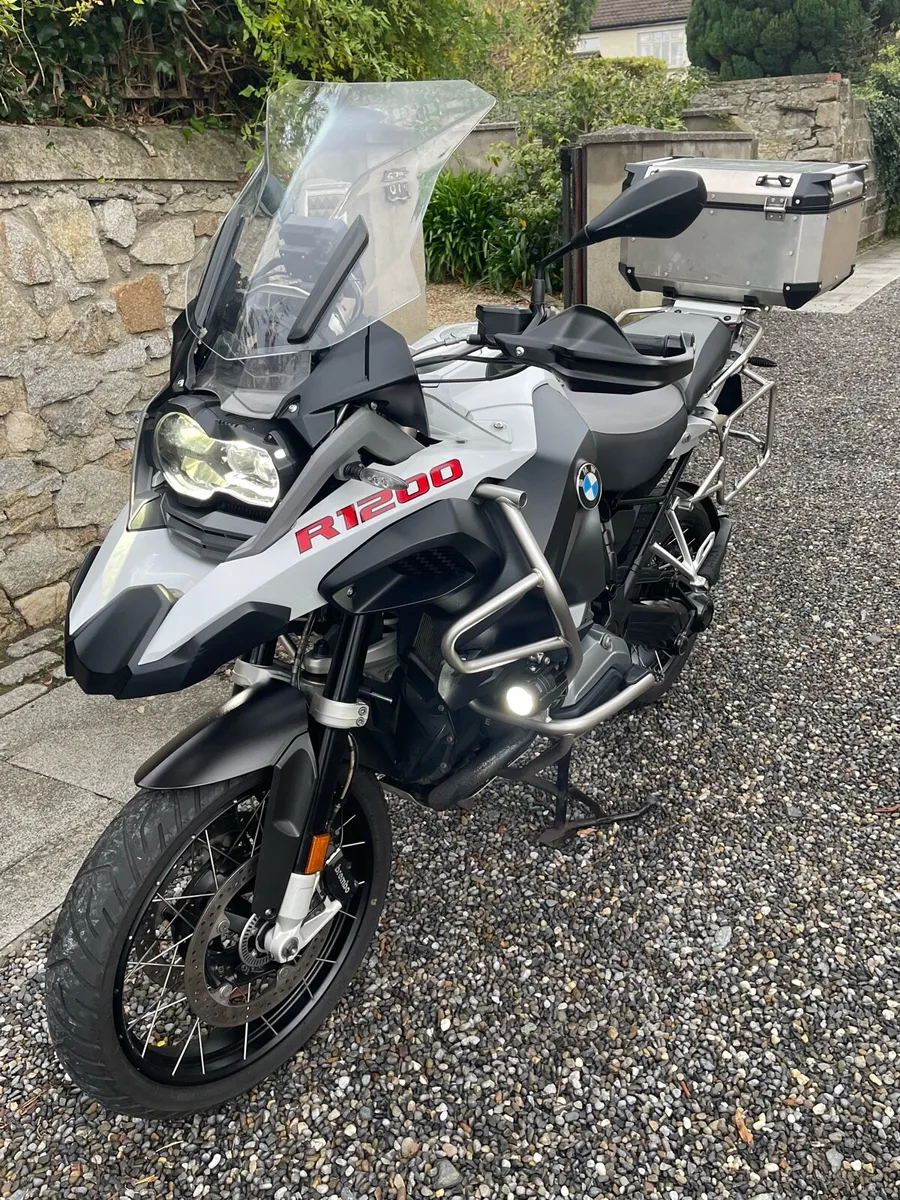 Motorcycle - Image 2