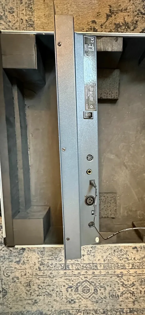 Lighting Controller Desk Chauvet Obey 70 & Case - Image 3