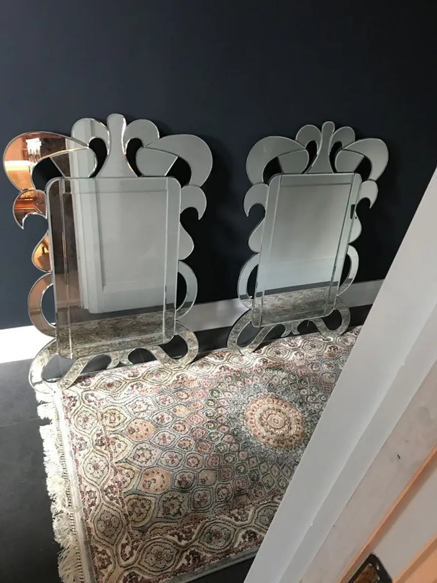 pair of mirrors - Image 1