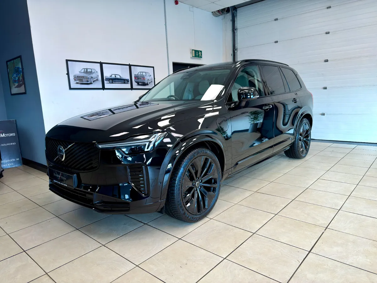 Volvo XC90 Ultra Dark - Image 4