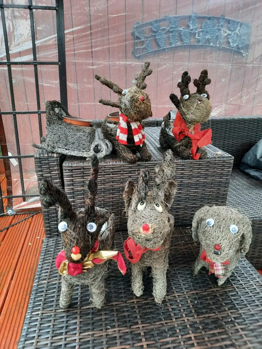 Six Christmas pot holders - Image 1
