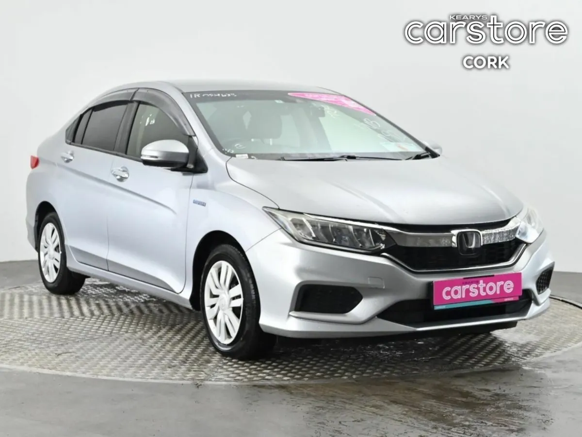 Honda Grace 1.5 Hybrid Auto - Image 1