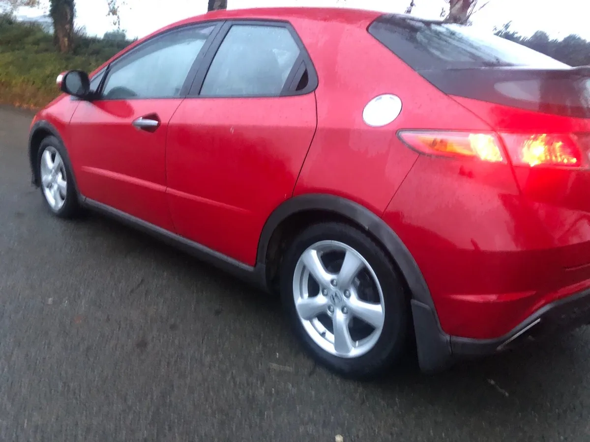 HONDA CIVIC AS NEW PLENTY OF NCT&TAX - Image 2