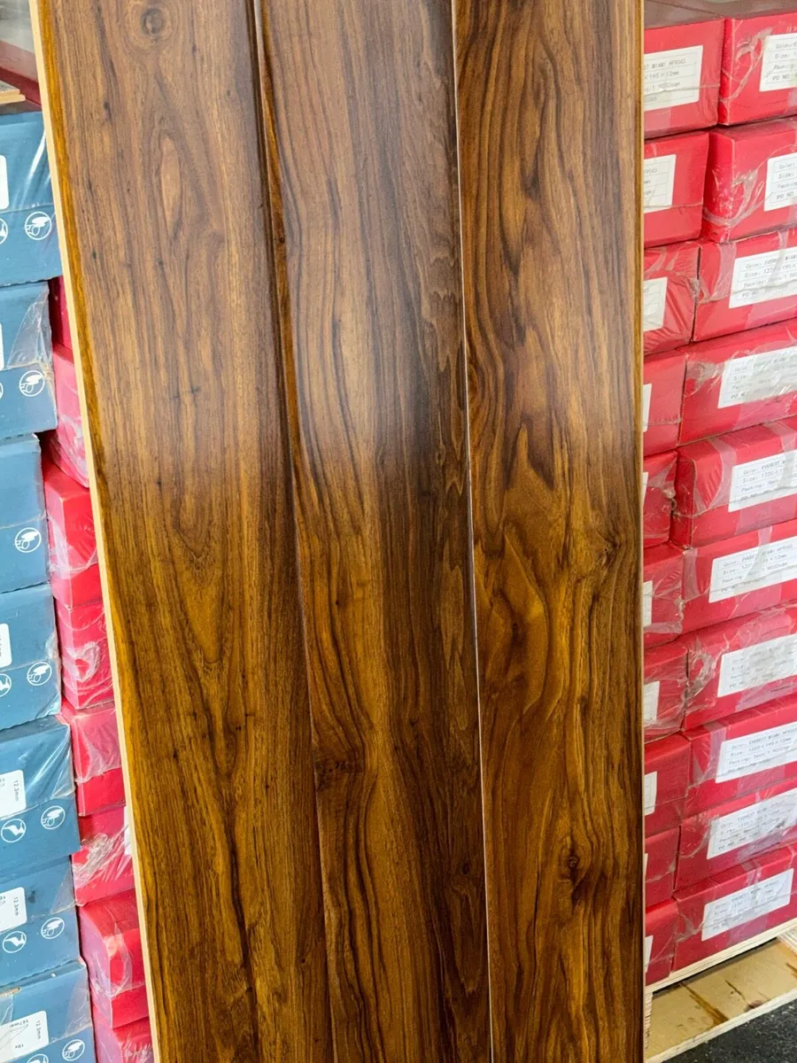 Brand new flooring in stock - Image 2