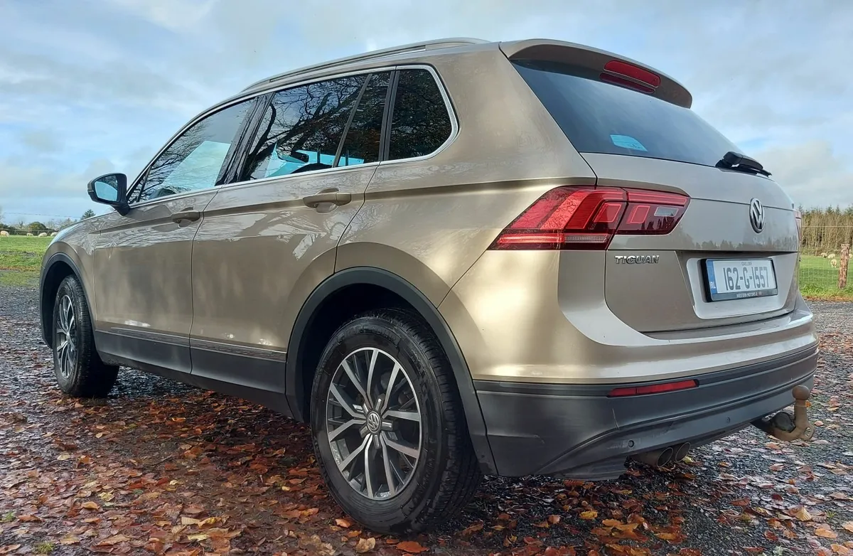 Volkswagen Tiguan 2016 Comfortline HIGH SPEC - Image 3