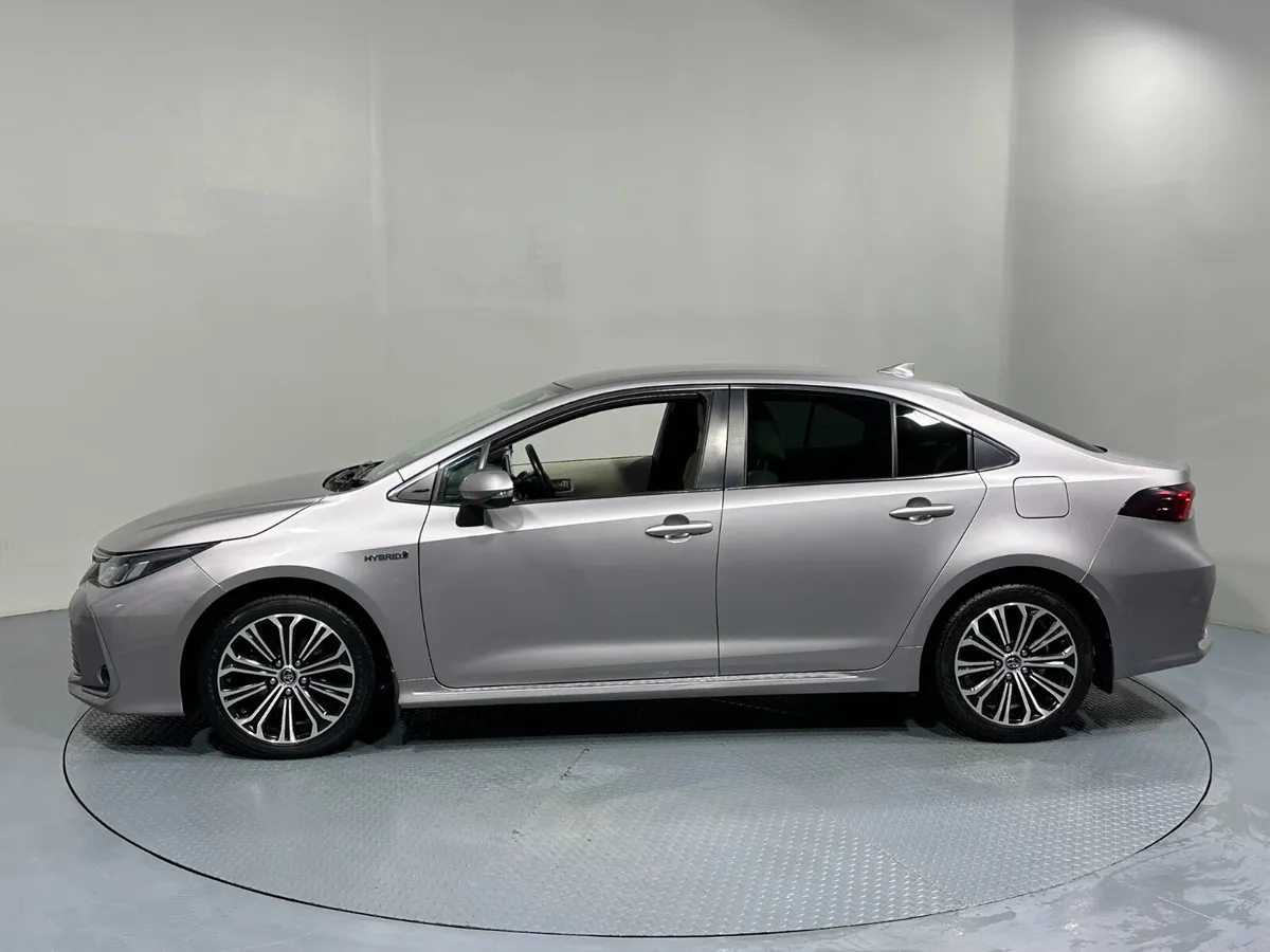 Toyota Corolla Luna Sport Self Charging Hybrid 192 - Image 4