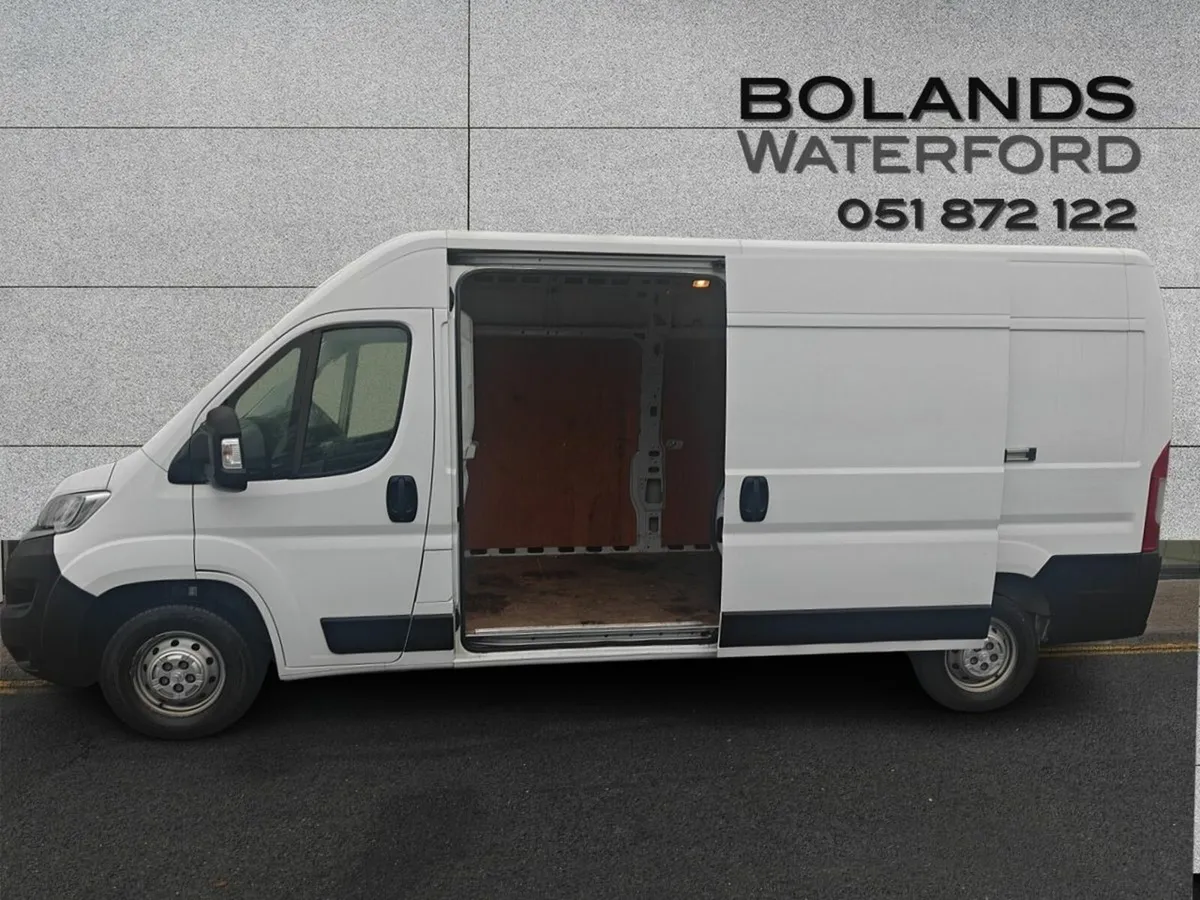 Citroen Relay RELAY 33 L3H2 BLUEHDI 140 From €101 - Image 3