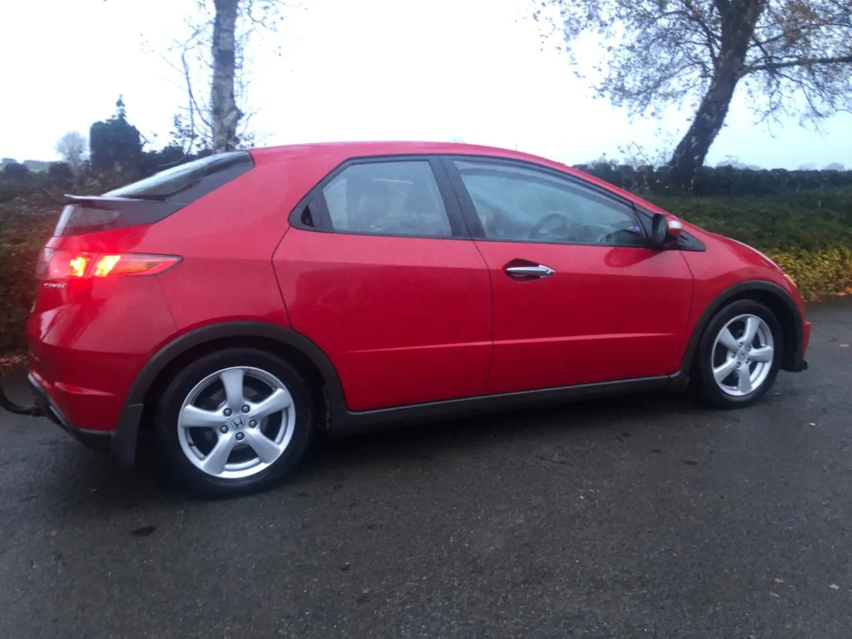 HONDA CIVIC AS NEW PLENTY OF NCT&TAX - Image 1