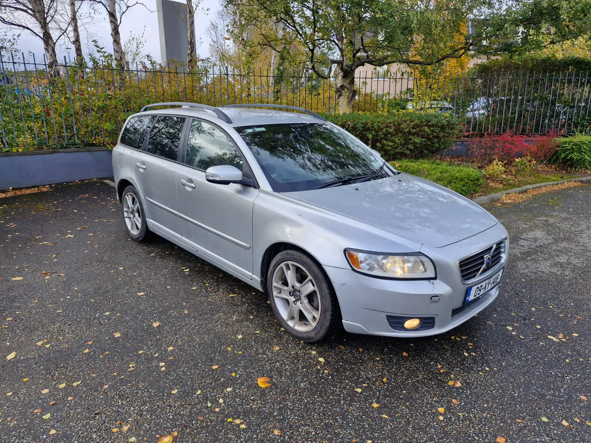 Volvo V50 2009 - Image 3