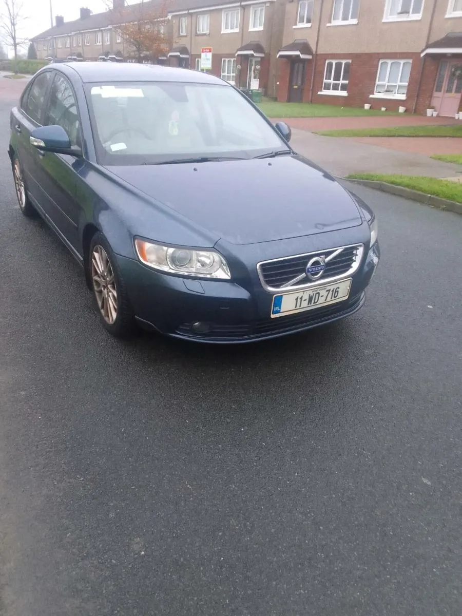 11 Volvo S40 - Image 2