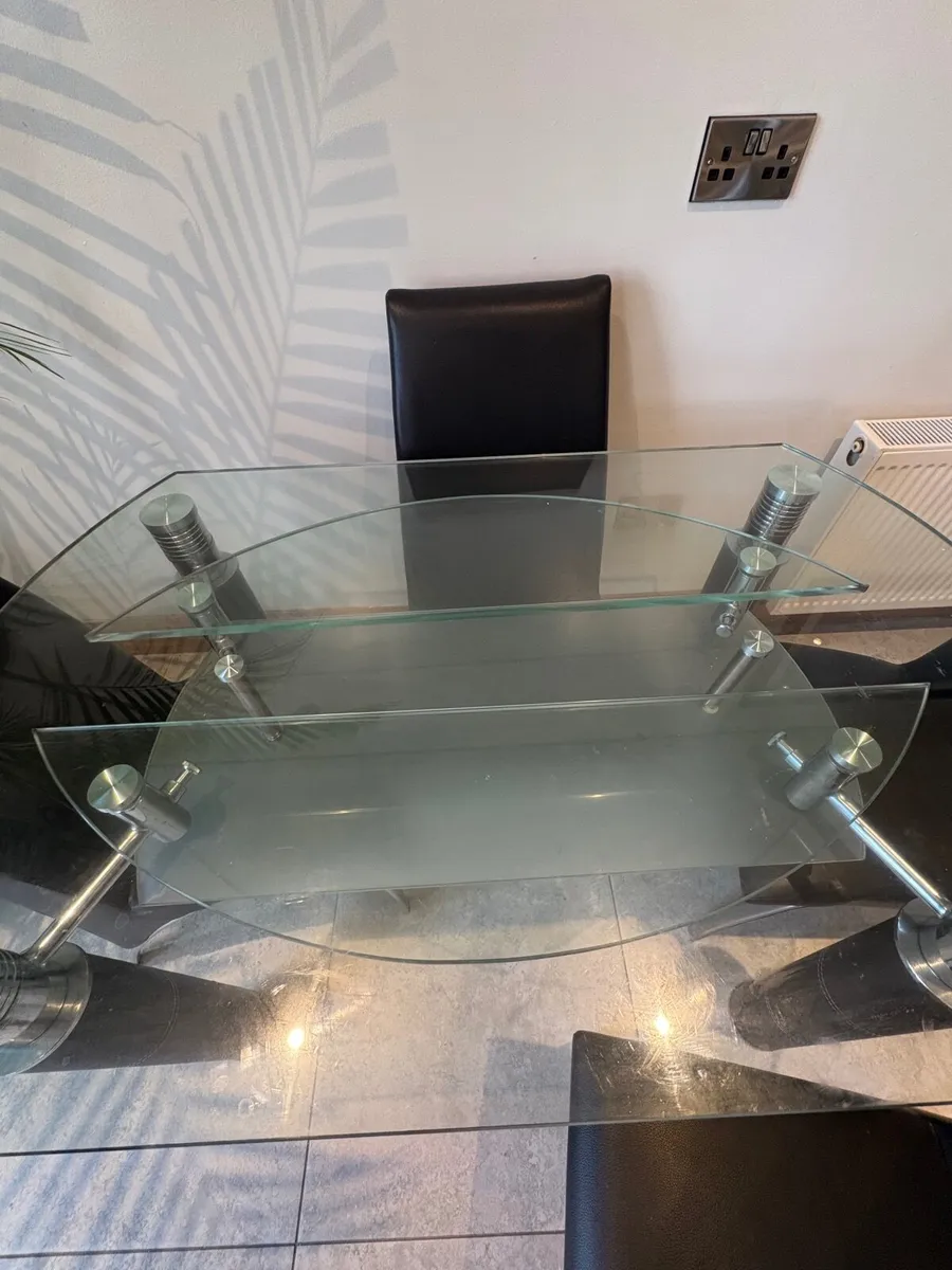 Dining table and four chairs - Image 2