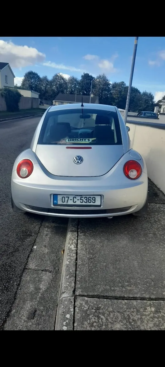 VW beetle - Image 2