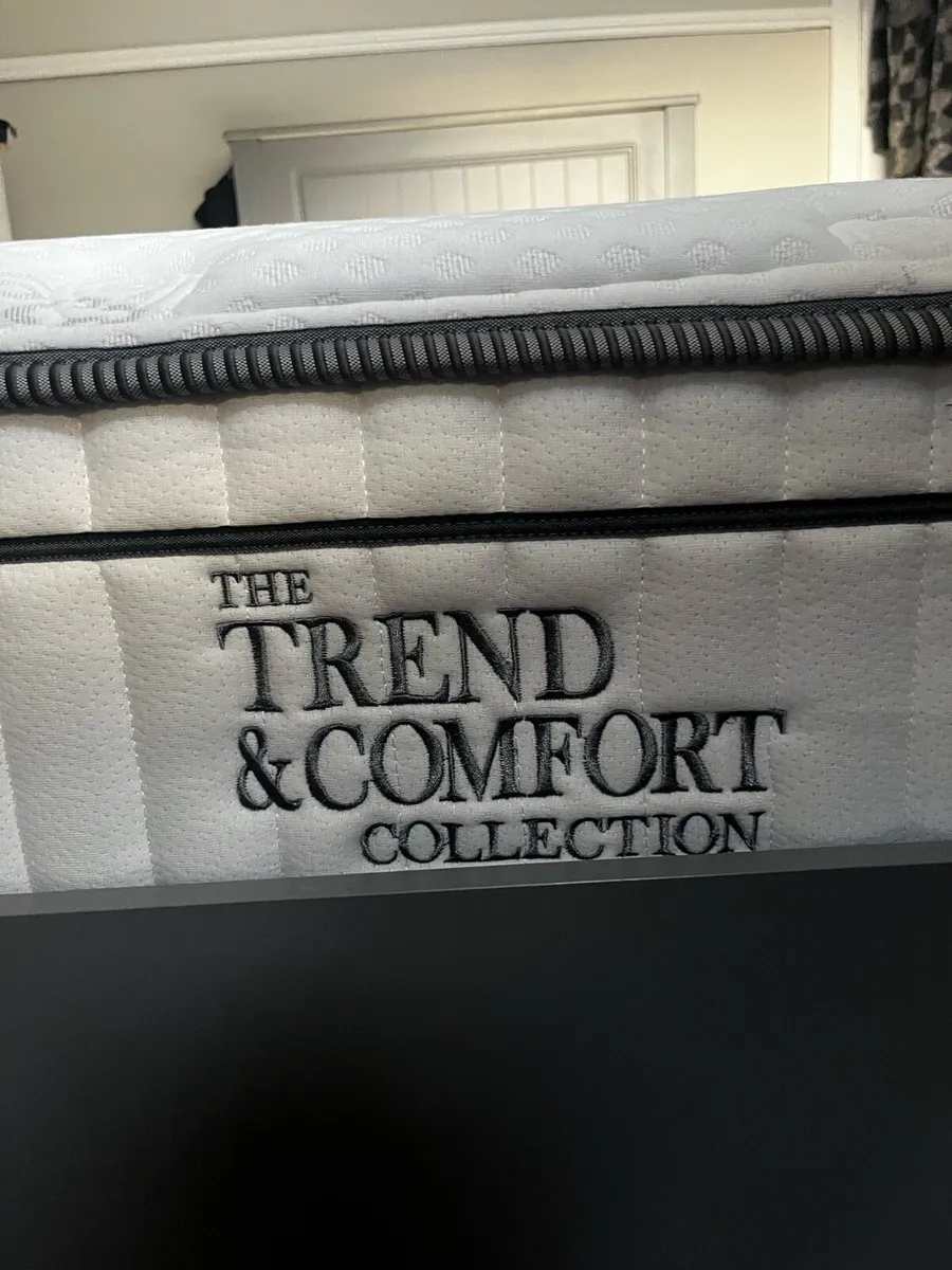 Single Bed and mattress - Image 2