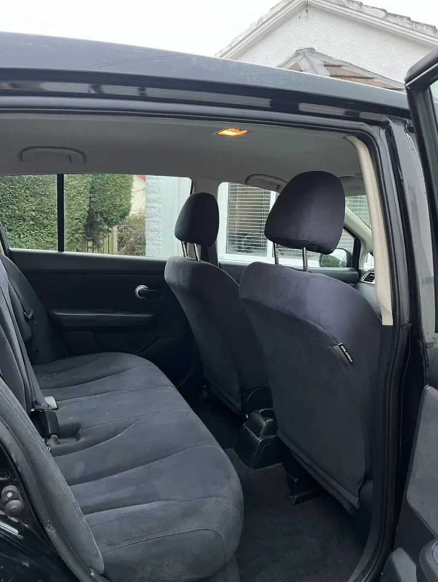 Nissan Tiida 2011 - Image 4