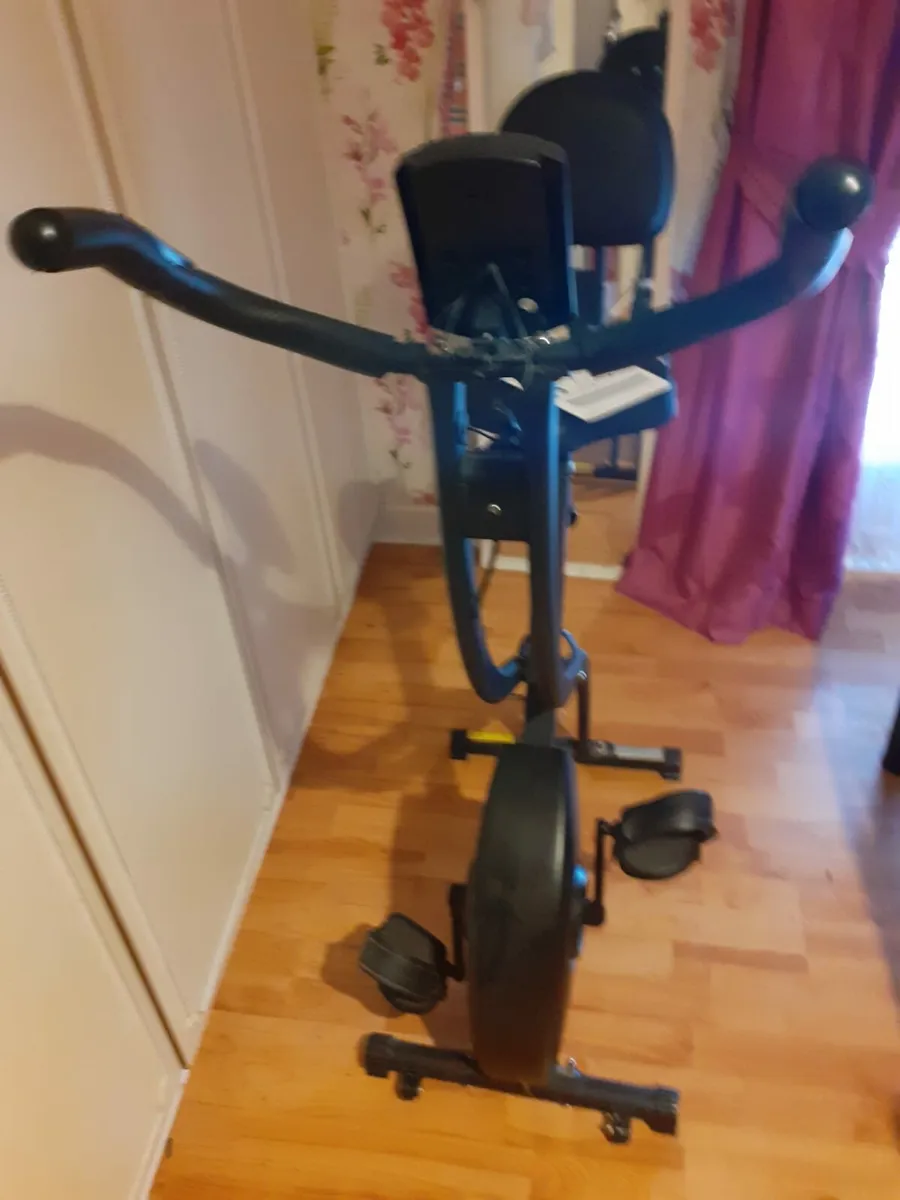 Folding exercise bike - Image 3