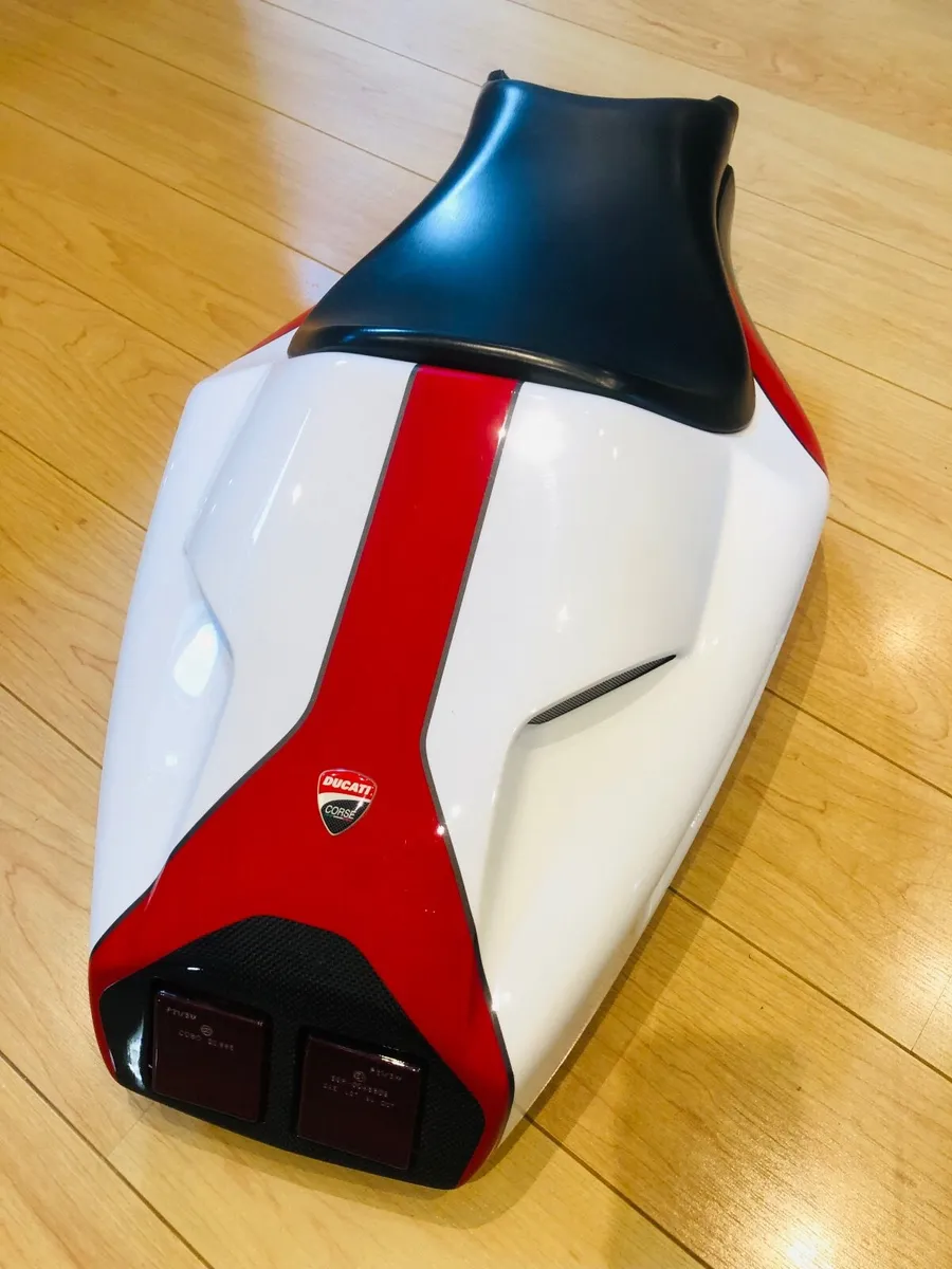 Ducati carbon monoposto seat unit - Image 2