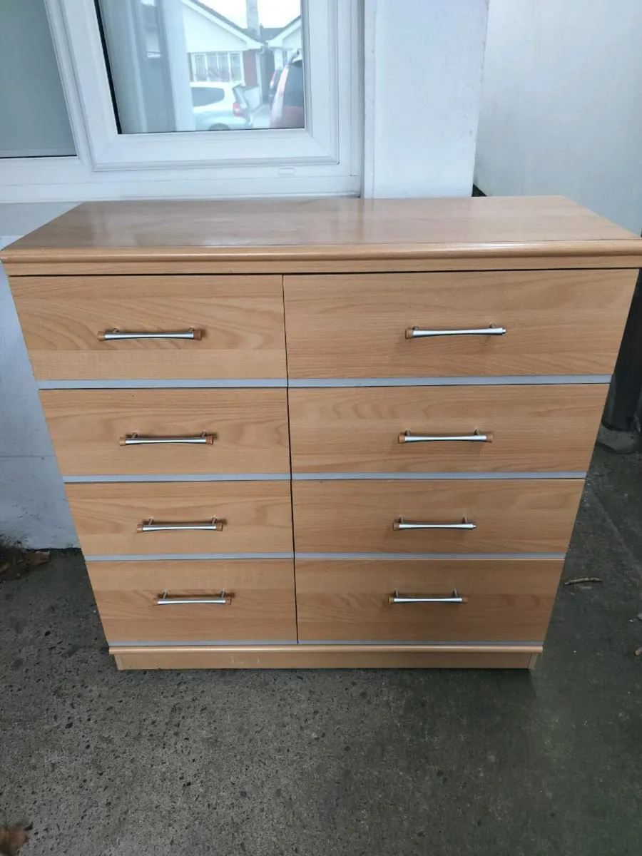 Chest of 8 drawers - Image 1