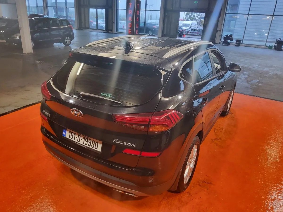 Hyundai Tucson 2WD Executive - Image 3