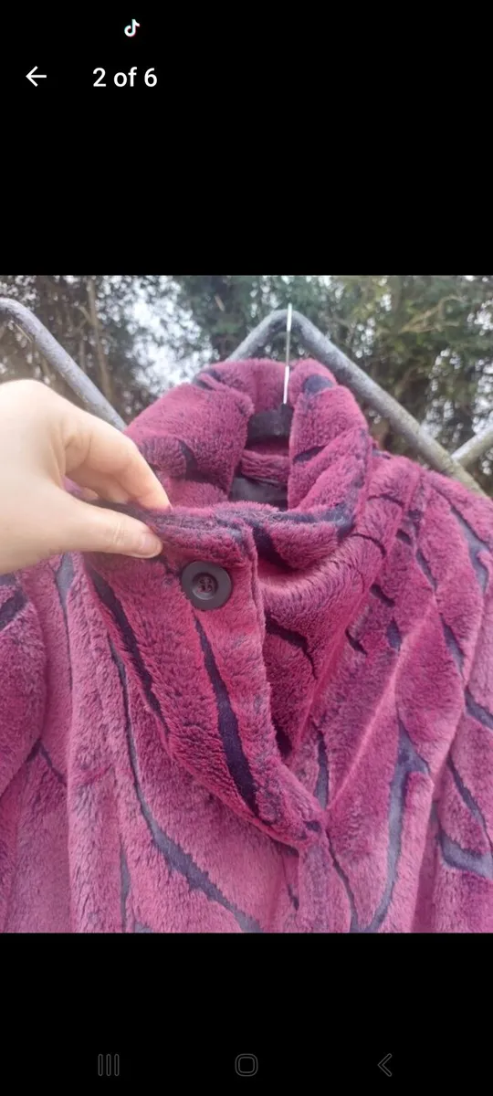 Burgundy and black faux fur coat (free post) - Image 2