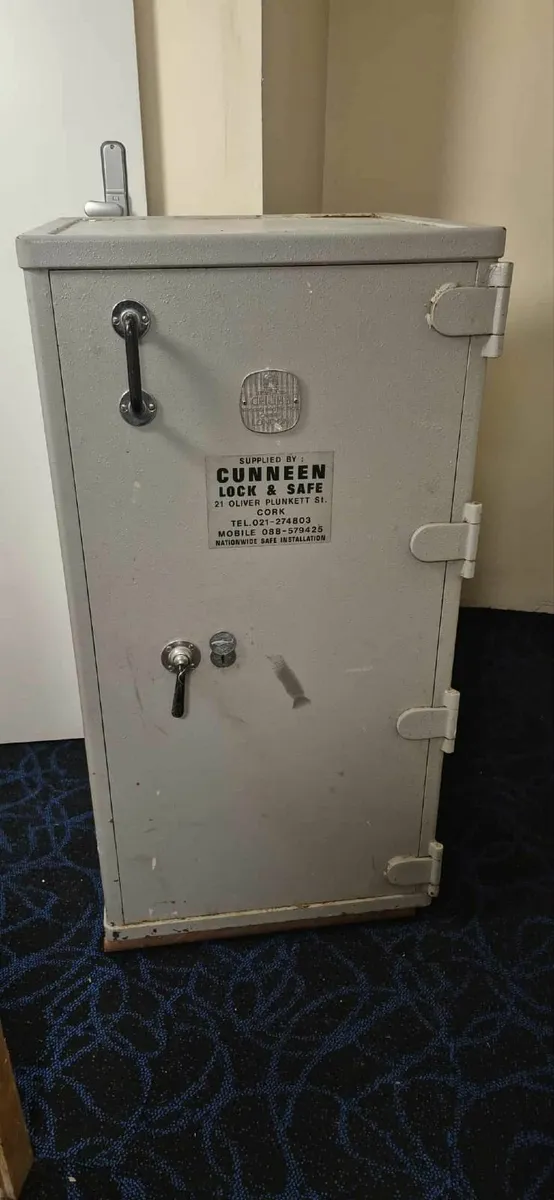 Safe ( no money in it )