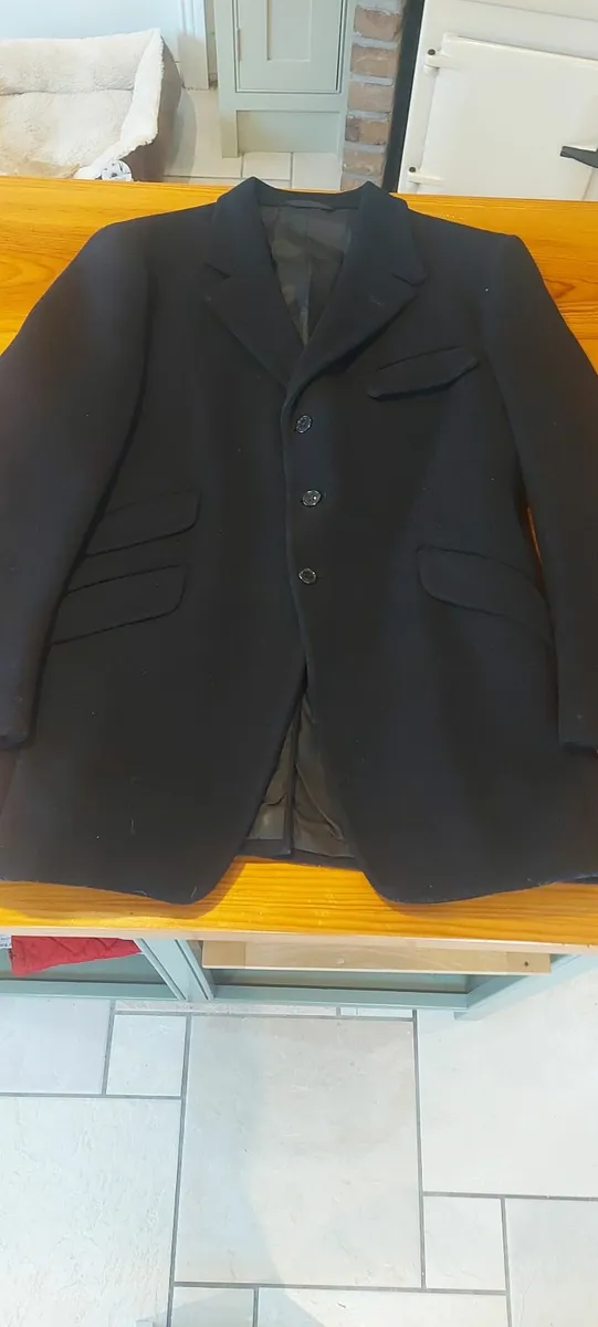 Men's Black Hunt Coat - Image 2