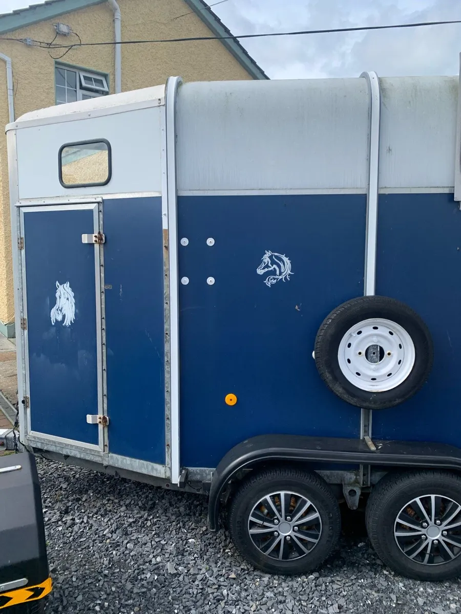 Single iver Williams Horse box - Image 2