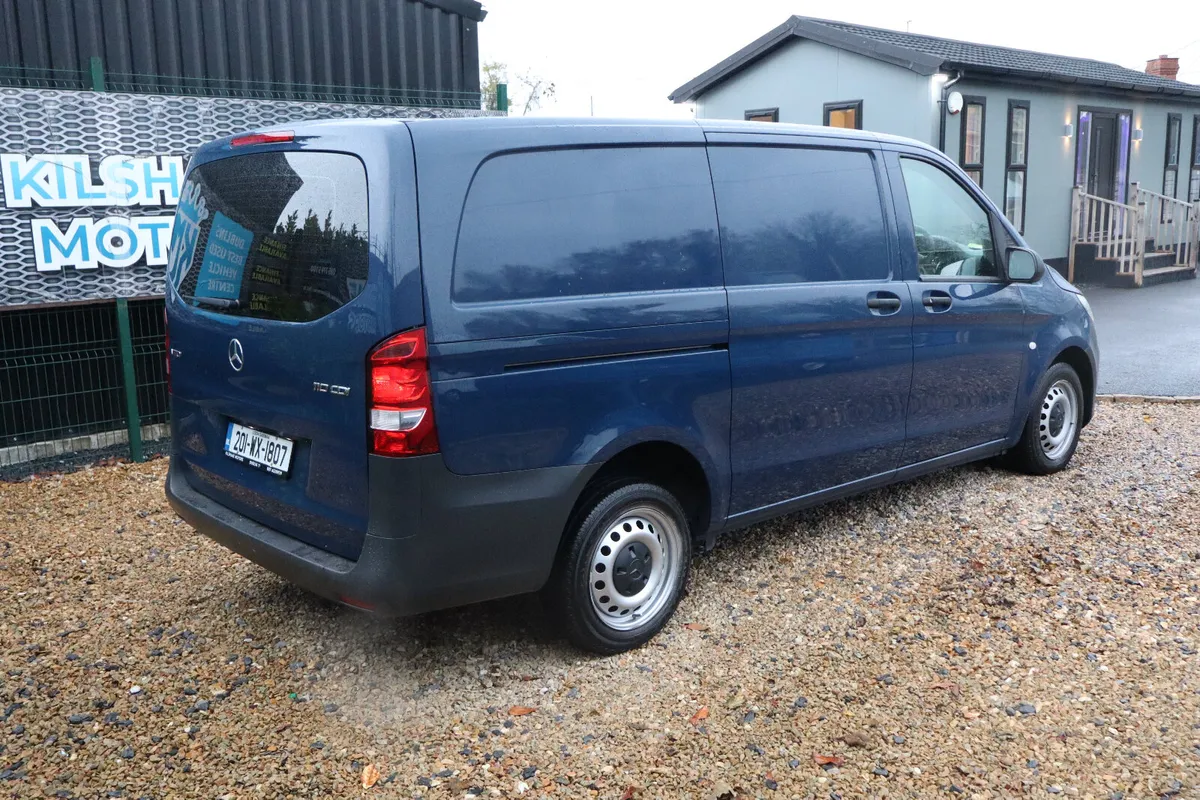 2020 MERCEDES-BENZ LWB - Image 4